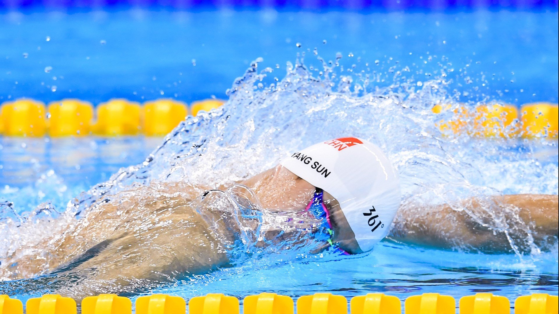 kaiyun体育综合-场上显神威：王强的三分命中率达到36%，一举奠定胜局，王强打多少分